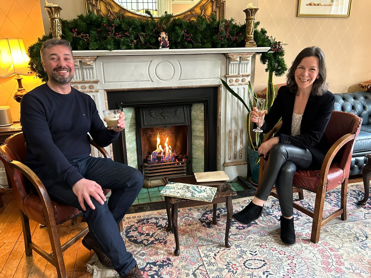 ChrisMccracken_'s tweet photo. Happy New Year everyone. As MD of Linen Quarter I’m celebrating from the historic centre of the flax industry @ArdtaraHouse @WmClark1736 #Upperlands https://t.co/slYfhHKQw1
