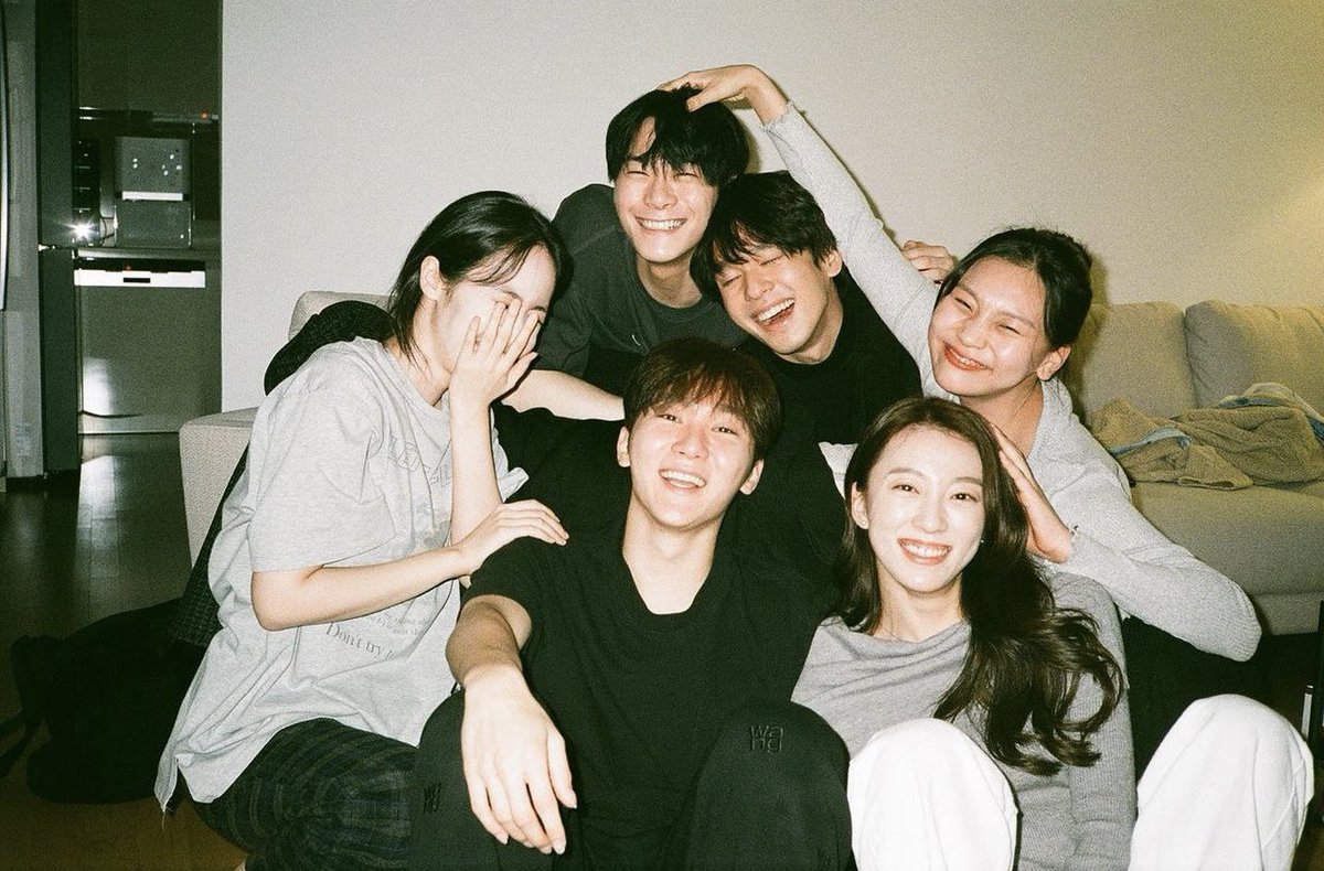 mzylvs_2's tweet photo. Seungkwan's IG post🥺

98'z FOREVER🫶

#SEUNGKWAN #MOONBIN #UNGJAE #SINB #UMJI #SUJI https://t.co/D9G9zTQehX