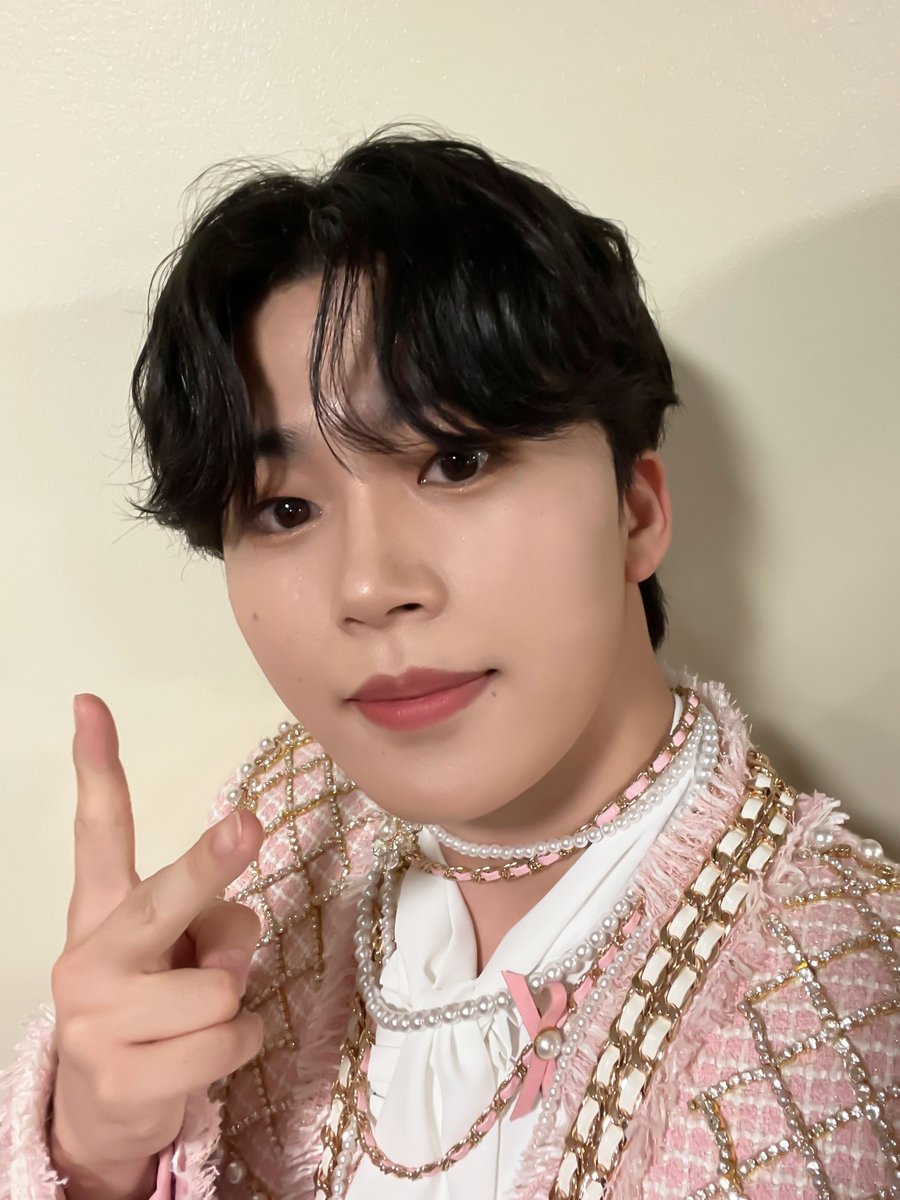 official_jo1's tweet photo. [📸] 第74回NHK #紅白歌合戦

#木全翔也 #KIMATASYOYA

🥣 'NEWSmile' LIVE PERFORMANCE
https://t.co/7OUqMR2IIF

🥛'NEWSmile' Streaming
https://t.co/L68NuP9rzo

#JO1 #NEWSmile
#紅白歌合戦 #NHK紅白 https://t.co/QjSzMLoFe9