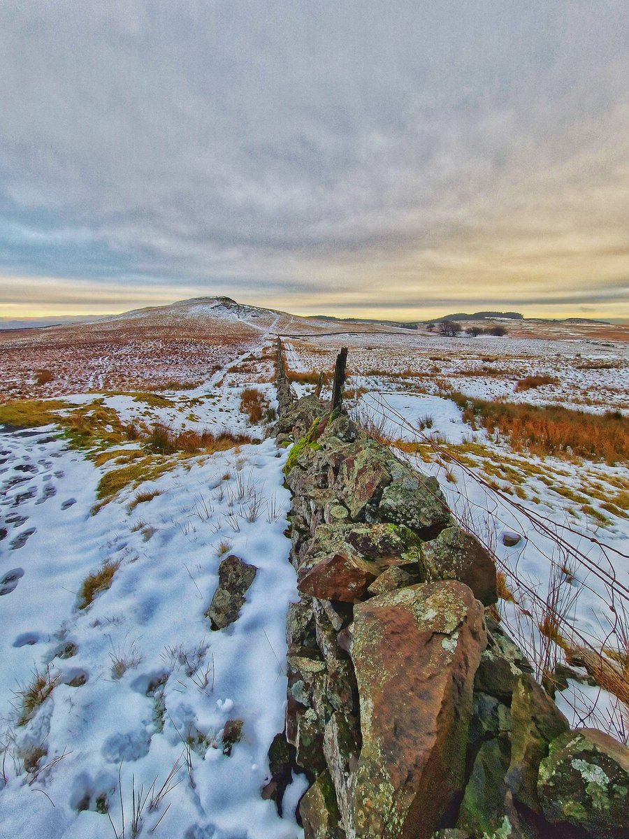 GraemeJHarvey's tweet photo. Winter 2023 and the last day of the year! #HappyNewYear https://t.co/7l3TUQTN98