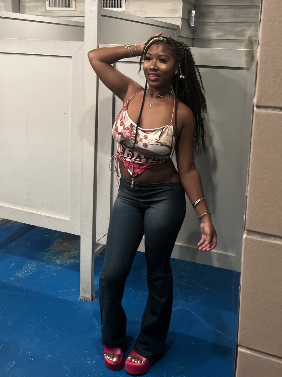 aaliyahcher's tweet photo. after all, life is full of dolls 💋 https://t.co/c5N6Inv7lJ