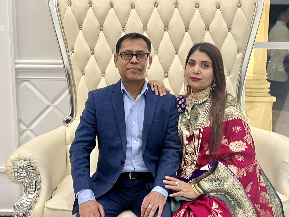 mohsin58300819's tweet photo. Happy New Year. 2024 brings Happiness, Prosperity and Peace in the world. https://t.co/7O8J51L9Yd
