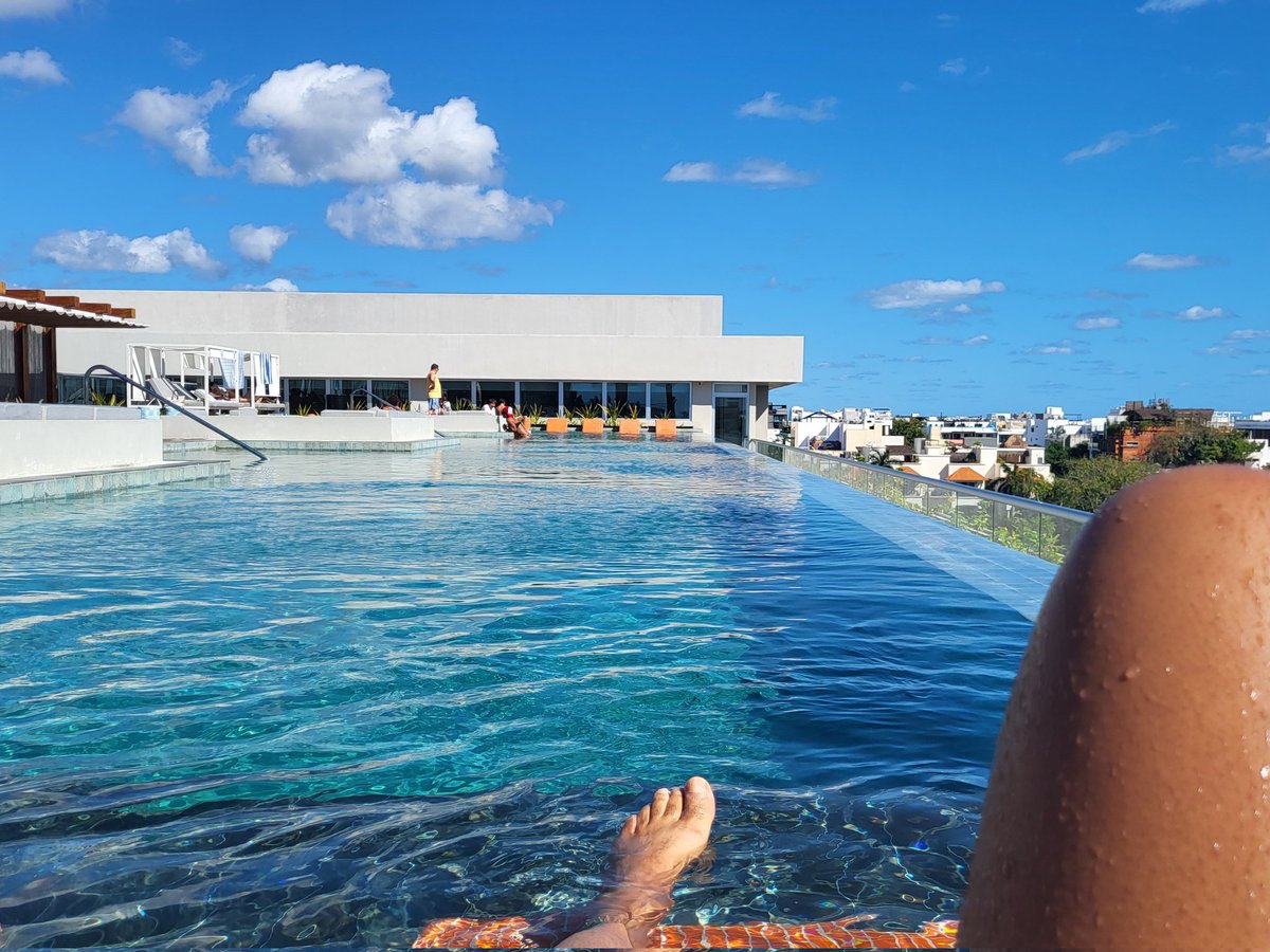 simmon0712's tweet image. Bless you and wish you the most transcendent New Year!