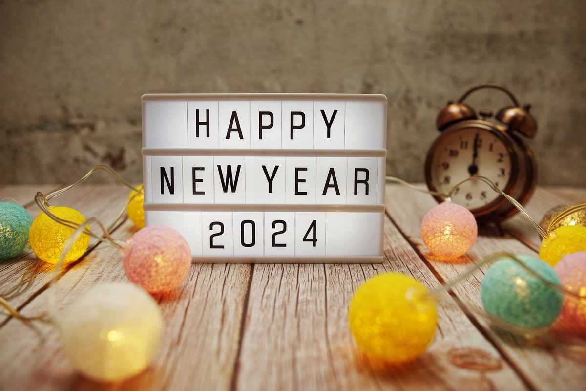 Os deseamos un feliz año 2024,que esté lleno de salud y felicidad.

Nos vemos en la Reunión de Residentes el 16/02/2024. Os esperamos!!!