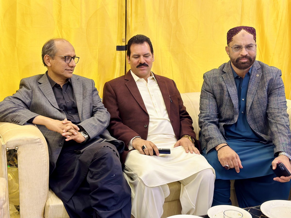 MinisterSindh's tweet photo. صدر پاکستان پیپلز پارٹی و سابق صوبائی وزیر سعید غنی نے سردار شوکت کے بھتیجے کے ولیمے میں شرکت کی۔ https://t.co/5hOi9GxLty