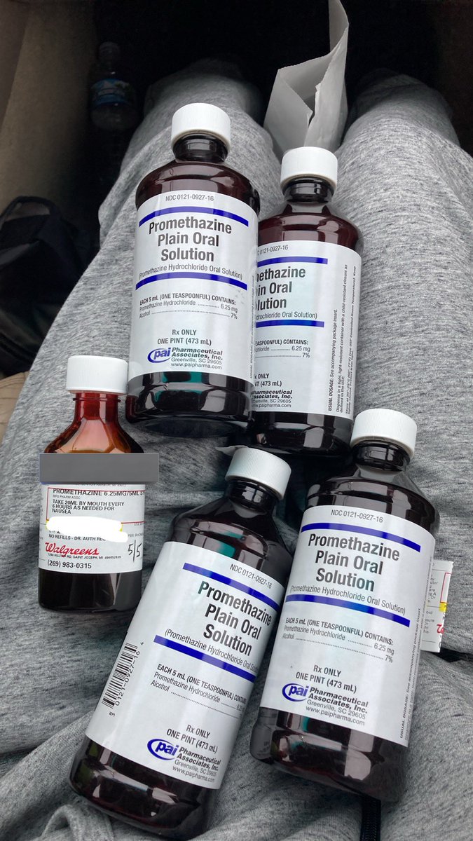Chrisy6Speed's tweet photo. 4 pints and 4 lines of green for free 🧪🍼 Idc if it’s green it’s still free money 💯😂 https://t.co/aYu0VMYjnk