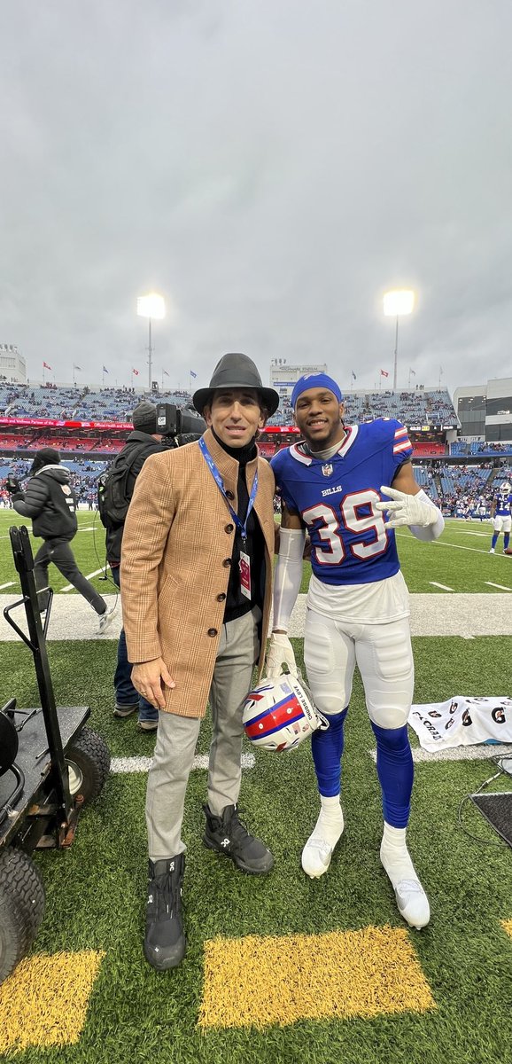 seanstellato's tweet photo. Cherishing every moment. #Blessed @A1Cam_ @BuffaloBills @BuffaloFAMbase https://t.co/xRvckr4Lf8