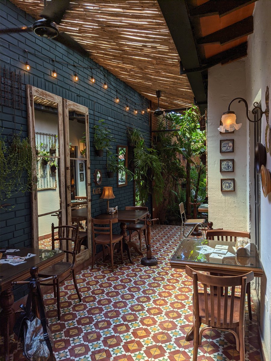 yluux's tweet photo. Rincones gastronómicos de Asunción, innovación y arte que se entremezclan ♥️ https://t.co/xYYDvPdkDo