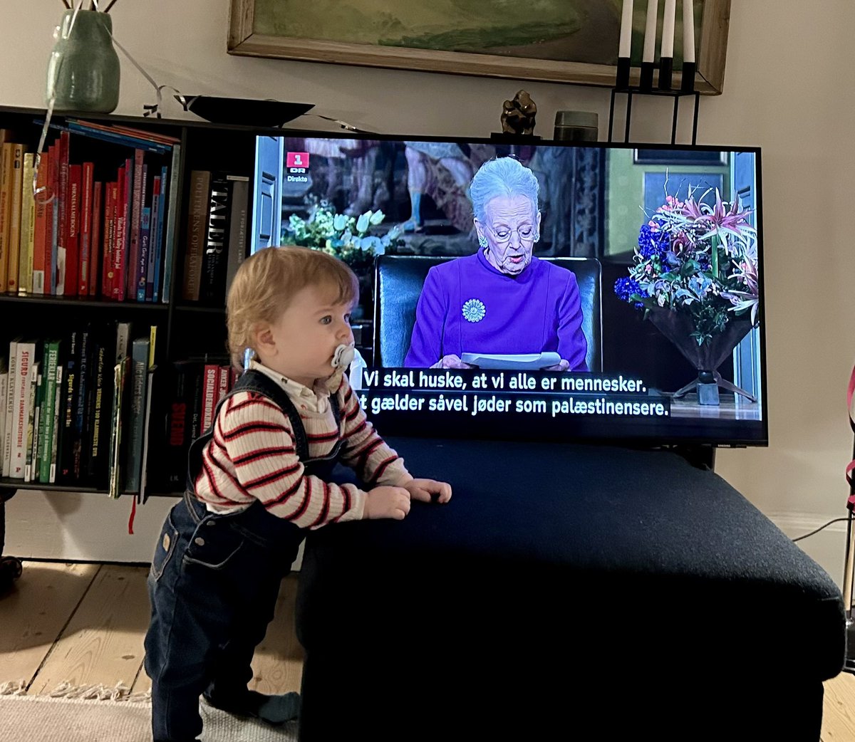 Historisk og bevægende tale! En dybfølt tak for en helt enestående livslang indsats for Danmark. Næste år er det Kong Frederik som holder talen. Vores Frederik kiggede med i år. Det gør han helt sikkert også næste år 😊