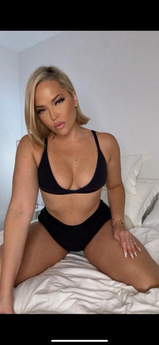 OnlyFans https://t.co/u3IOstn0SM https://t.co/W1of8YAWLZ