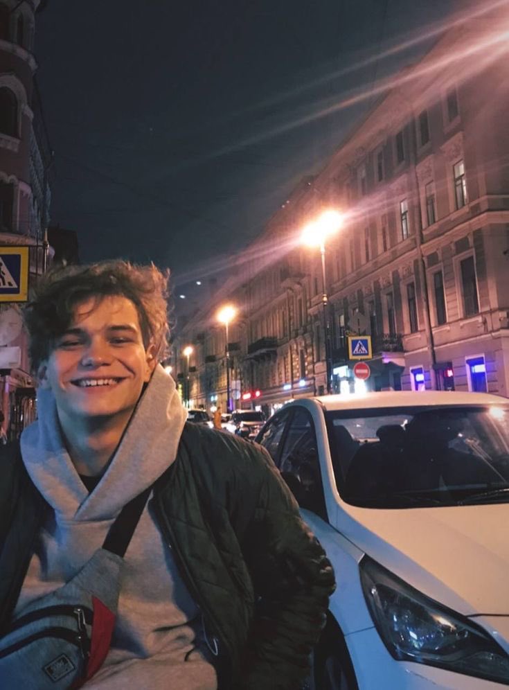 побежали за водкой