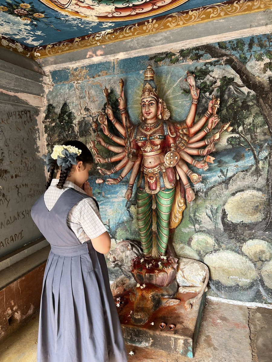 OviBhandarkar's tweet photo. Dear God
When I stand at the beginning of a new day
bless me with vision to see the best of things to come
Wisdom to make good decisions and most of all, faith that you are walking with me every step of the way

#prayerofhope 
#HappyNewYear2024
#annapoorani 
#OviBhandarkar
 #bts https://t.co/JjsbqMVYuE