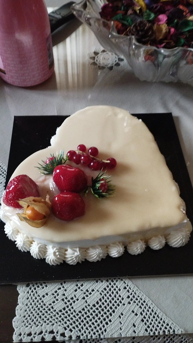 sadnessheree_'s tweet photo. ΓΕΝΕΘΛΕΙΑΖΩ ΣΉΜΕΡΑ, 23 ΧΡΟΝΙΑ ΣΤΟΝ ΠΛΑΝΗΤΗ ΓΗ🫶🏻🥳
ΚΑΛΗ ΧΡΟΝΙΑ ΜΕ ΥΓΕΙΑ ΕΎΧΟΜΑΙ ΣΕ ΟΛΟΥΣ ΣΑΣ💖 https://t.co/KglqiuhXtg