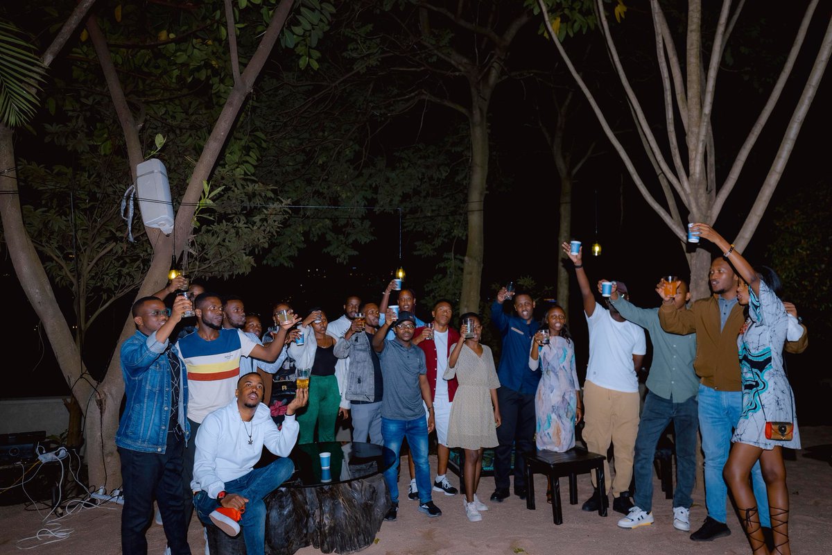 Umurava_'s tweet image. Umurava Team #EndOfYearParty2023: 🎉we reflected on 2023 achievements &amp;amp; challenges while getting ready for the 2024 chapter. Cheers to a Happy New Year! 🥂✨ #NewBeginnings #YearEndReflections