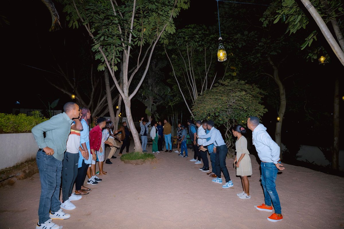 Umurava_'s tweet image. Umurava Team #EndOfYearParty2023: 🎉we reflected on 2023 achievements &amp;amp; challenges while getting ready for the 2024 chapter. Cheers to a Happy New Year! 🥂✨ #NewBeginnings #YearEndReflections