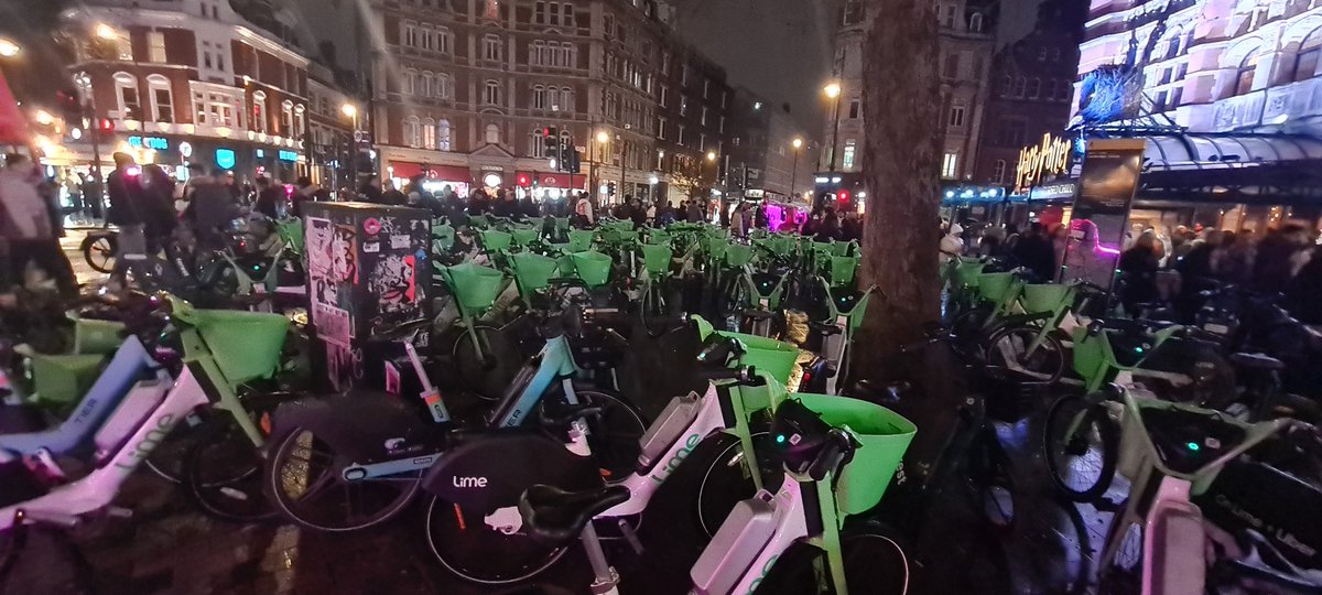 Gary_C_66's tweet photo. It seems that @CityWestminster & @MayorofLondon have lost control over Lime Bikes, they are now being dumped en masse, and of course @limebike does nothing to penalise the users. This is outside the Palace Theatre tonight causing chaos for anyone wanting to walk on the pavement https://t.co/mnbTyj7Bf4