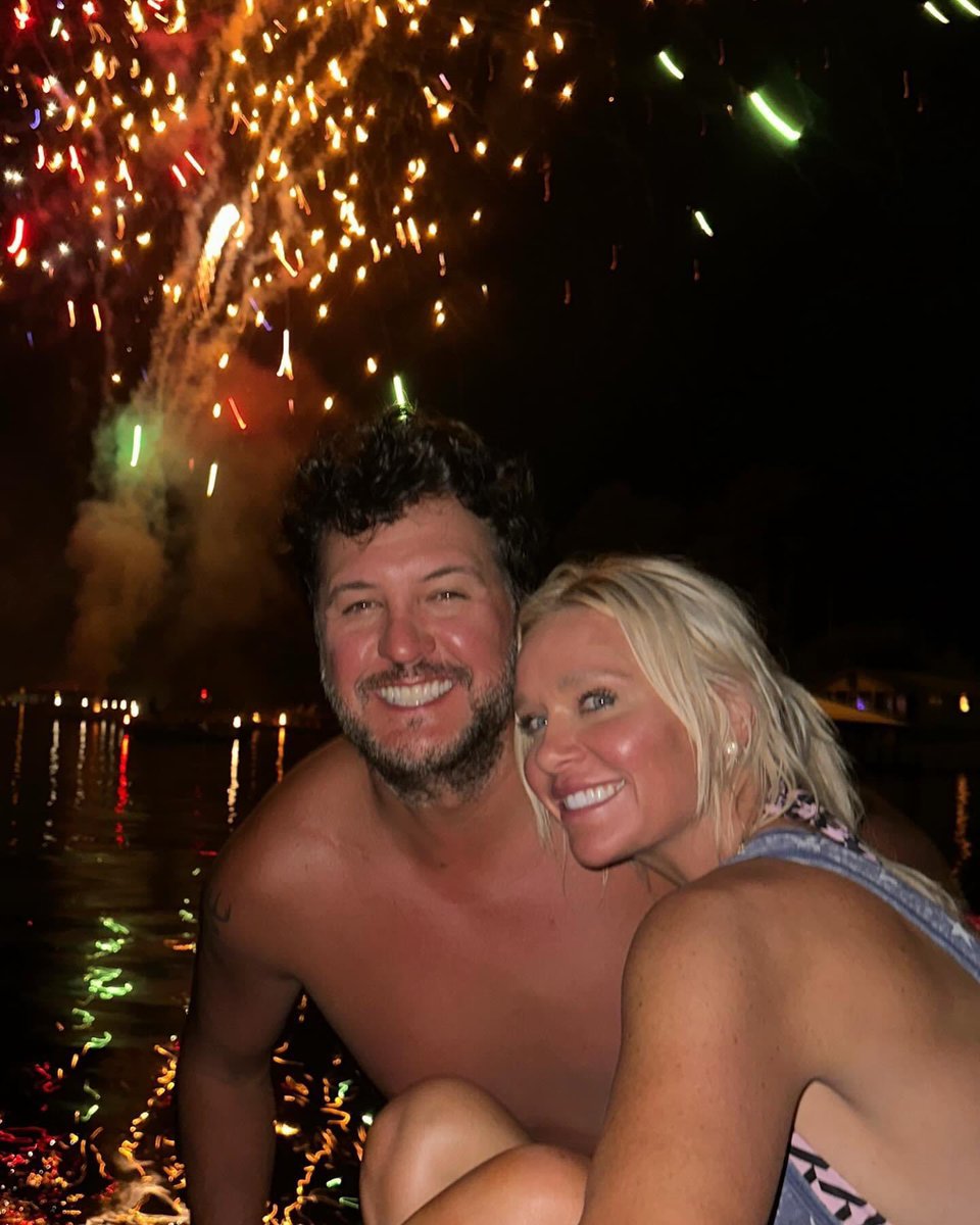 Happy Birthday Caroline.  I love you too the moon and back. Thank god yo butt was born.