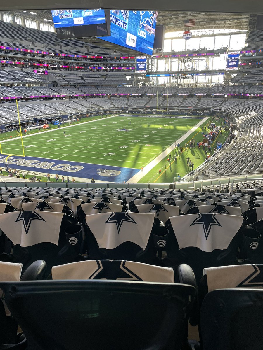 espnsutcliffe's tweet photo. Le robaron el juego @Lions 
Habrá que esperar una buena explicación #nfl 
#OnePride 

Que opinan ? https://t.co/d5G4aNBh6h