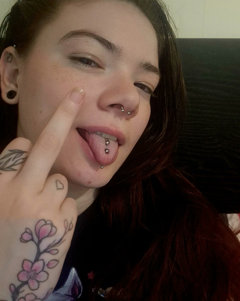 Ember | Little streaming bean 🫘 tweet media