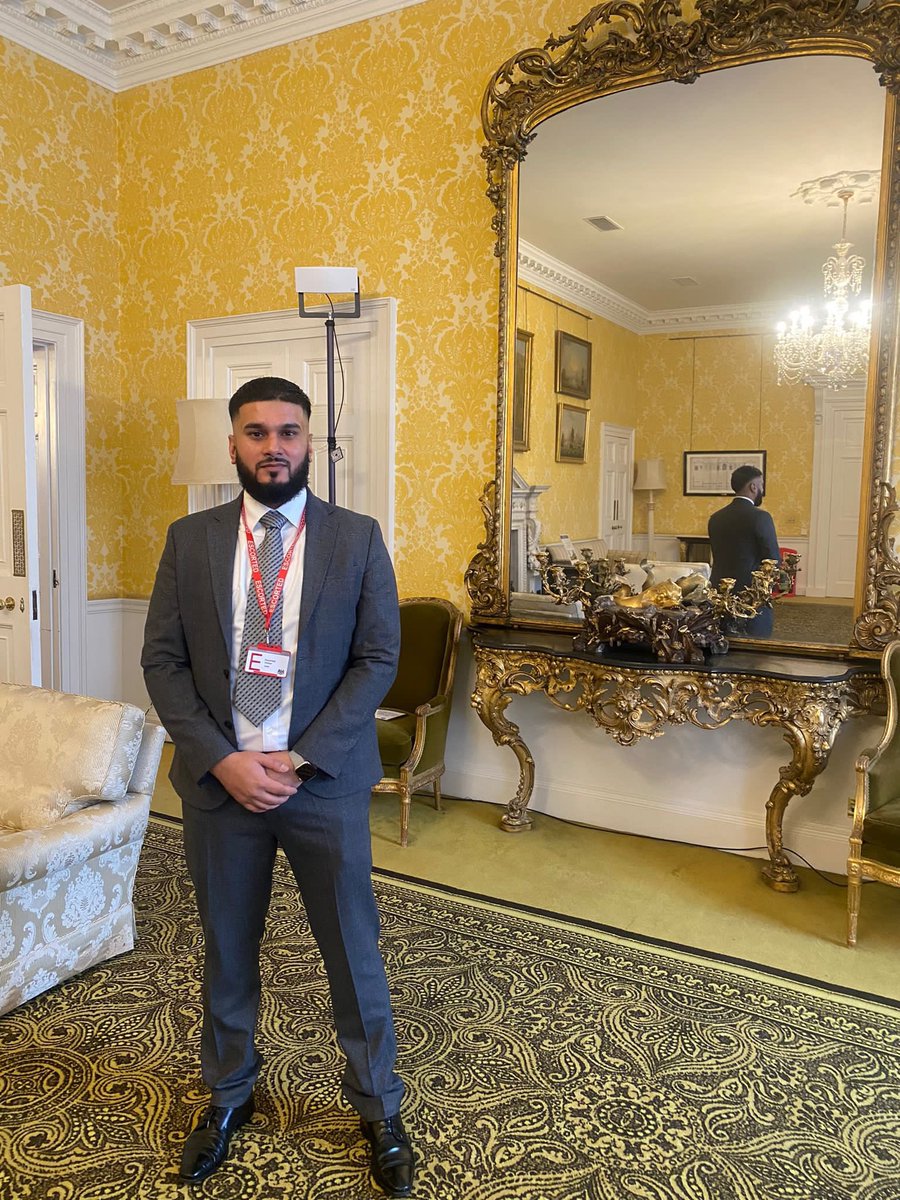 Untangled29's tweet photo. A big thank you to everyone for showing so much love and support. 

I am extremely happy to have been given this opportunity, and it has made me realise the importance of creating this platform to expand my work beyond the railway.

Follow @Untangled29

Rizwan Javed MBE

#2024 https://t.co/byXbR81aZC