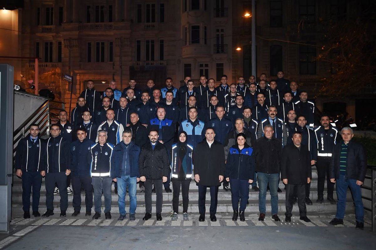 Zabıta personelimiz yılbaşı gecesinde milletimizin huzuru için hizmetine devam ediyor.