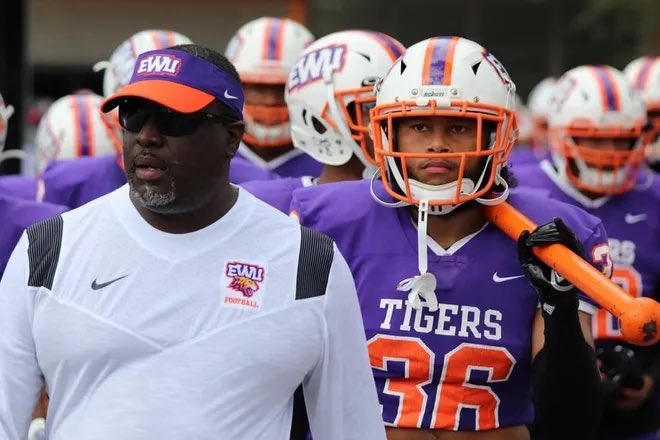 Doug Williams III tweet media