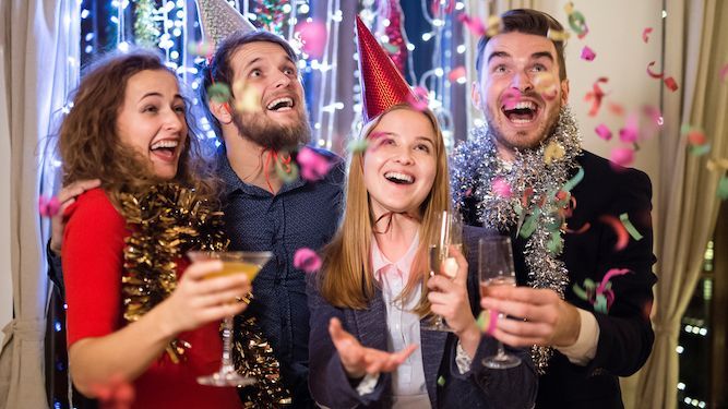 22 shit ways to spend New Year's Eve buff.ly/3RnaR6G