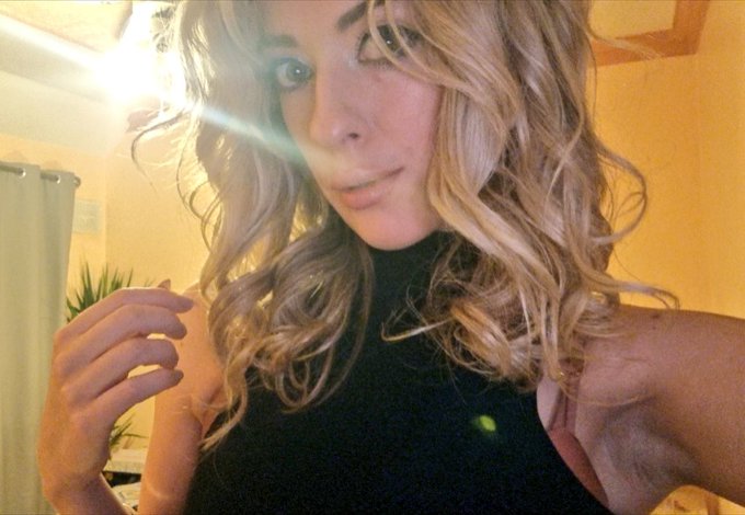 Dolled up &amp; ready to celebrate. Happy New Years  See you all in 2024! 🔥 https://t.co/vzp3F3JGbe<a href="/tag/summerstyle"class="tags"><span>#summerstyle</span></a>