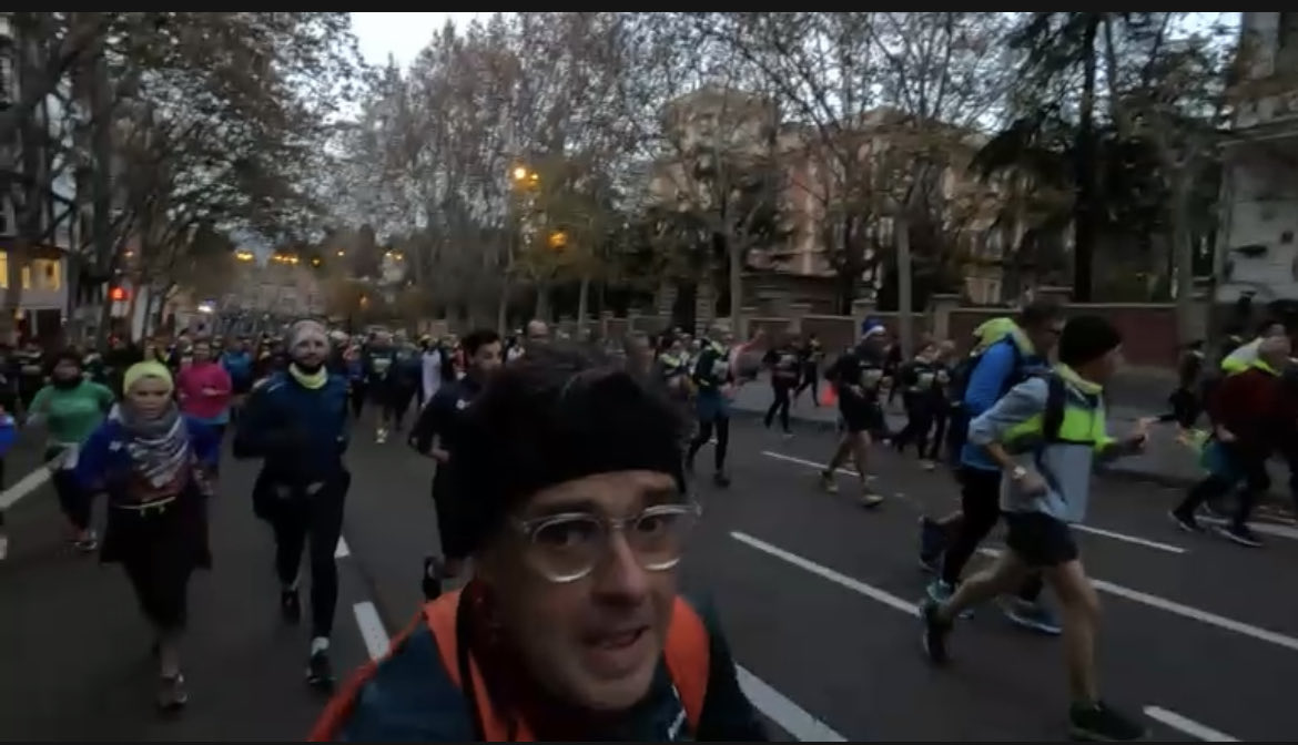ohowell's tweet photo. Carrera San Silvestre Vallecana #Madrid 10 km https://t.co/0fxiVb6L6n