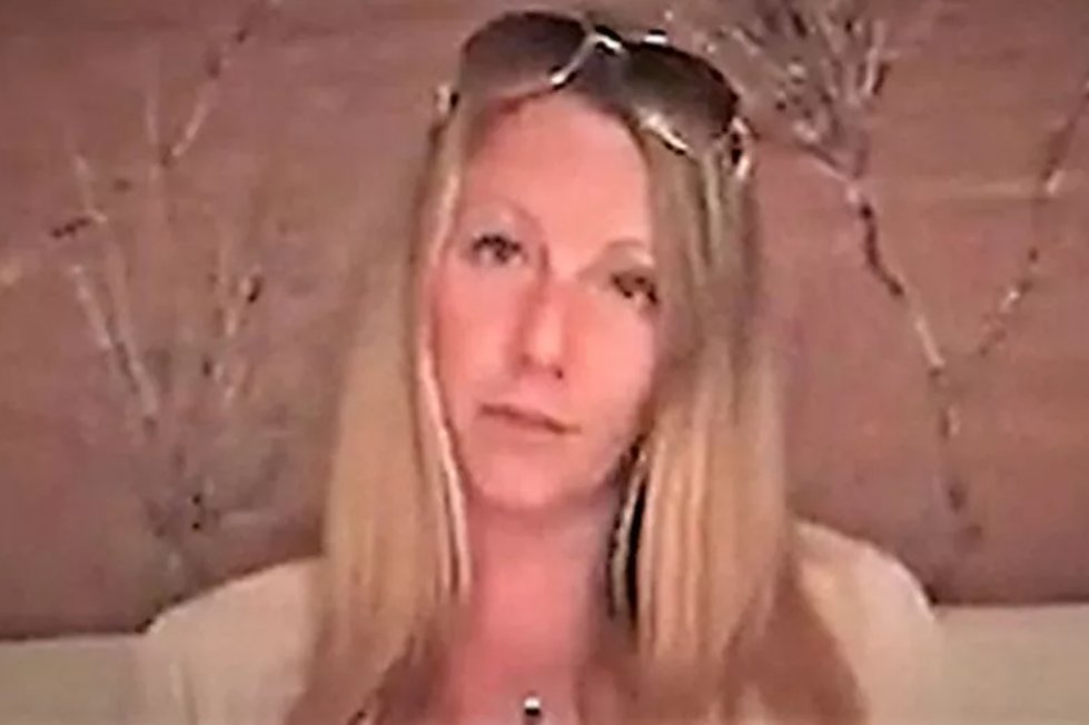 Alex Batty's mum has reportedly told friends that she is ‘staying on the run’, after her missing son returned to the UK

dailystar.co.uk/news/latest-ne…