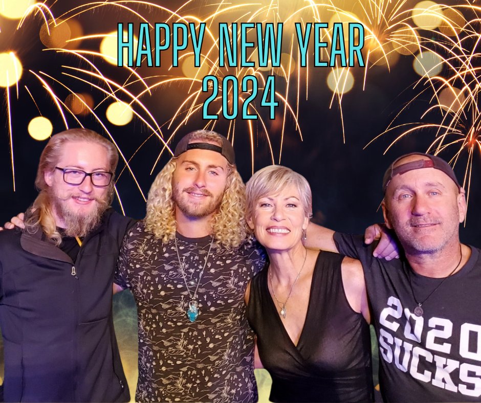 RichLisaMusic's tweet photo. May 2024 sparkle so brightly with a newness of joy and happiness that it can't help but bring in peace and harmony to all!
Thank you all for your incredible support in 2023. We couldn't create without your listening ears!
#newyear2024 #richwymanandlisaneedham https://t.co/77ZaCXNmpJ