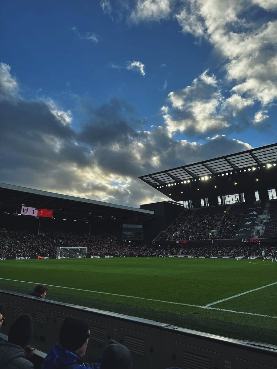 kubiliv3's tweet photo. pazar günü Londra derbisi #FULvsARS  

herkese iyi seneler, her şey istediğiniz gibi olsun. çok ta şaaapmayın, kendinize ve sevdiklerinize iyi davranın 🙏🏽❤️ https://t.co/cjdihEfgRr