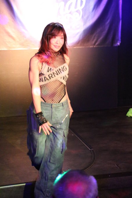 おとなの年越しカウントダウンイベントに足を運んでくださった皆様 ありがとうございました  今年もこうやって皆さんと新しい年を迎えられて幸せです  みんなで素敵な年にしたいですね というかしましょう！！  ありがとうございました！！<a href="/tag/bf_dome_masterplan"class="tags"><span>#bf_dome_masterplan</span></a><a href="/tag/bf_dome_masterplan%E6%9D%B1%E4%BA%AC"class="tags"><span>#bf_dome_masterplan東京</span></a>