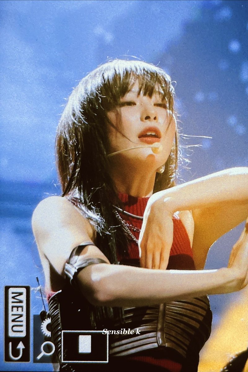sensible_k's tweet photo. 240101 BGC Countdown #슬기 #seulgi 텃팅,,🫨 https://t.co/nfMfGTTjSL