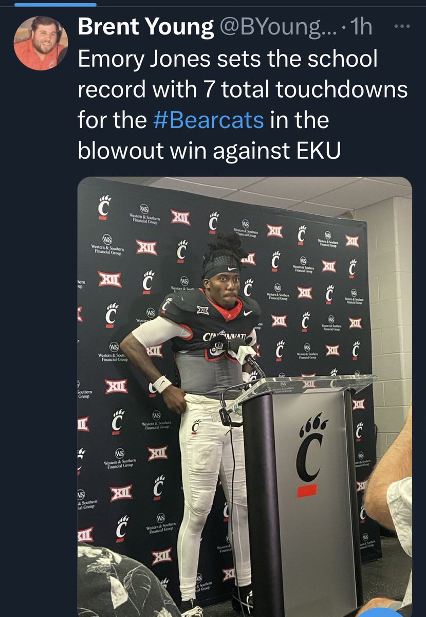 spookytuxedo's tweet photo. @eXjones6 @Knickoson42 Good luck and thanks for some great Bearcat moments! https://t.co/ZzbPkBLmBT