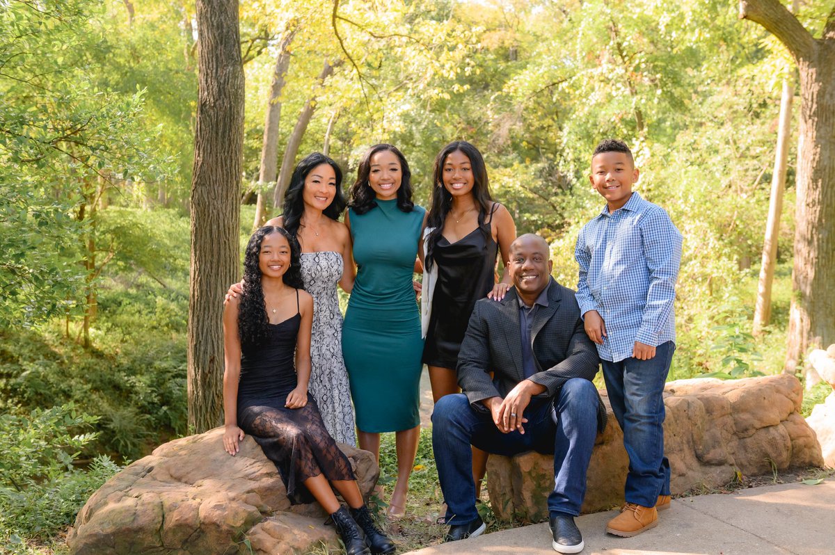 Happy New Year from my crew! #HappNewYear2024