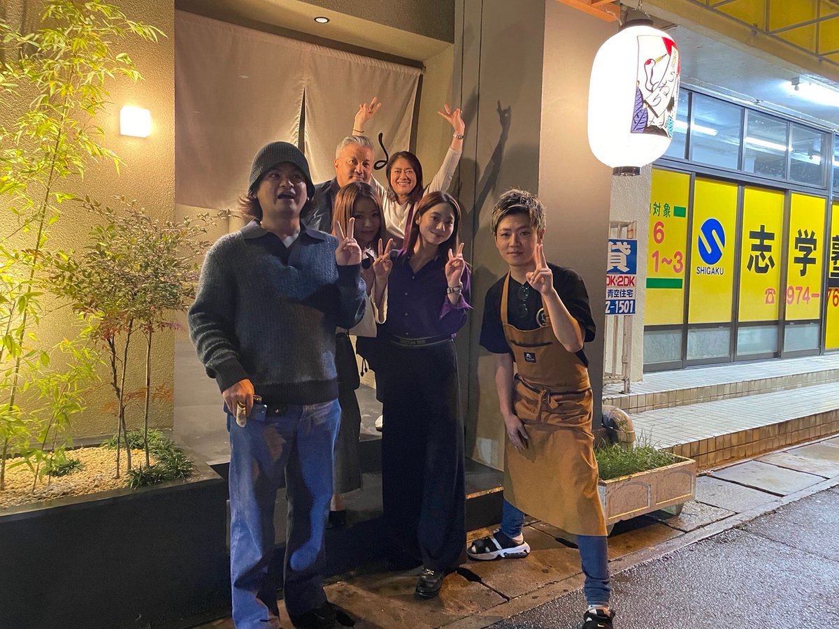 TwoKikks's tweet photo. 寝てただけの正月だけど最高
なんだけど、2024も楽しみ過ぎる😌
おでんから、水槽から✨
もっと良いサービス接客、料理
提供出来るよう頑張ろう。

Instagramでメンション？的なやつで
ほんとはコメントも入れたいけど笑
あまりやり方知らない💦すません💦
今年もよろしくお願いします https://t.co/6q02ZZRWtq
