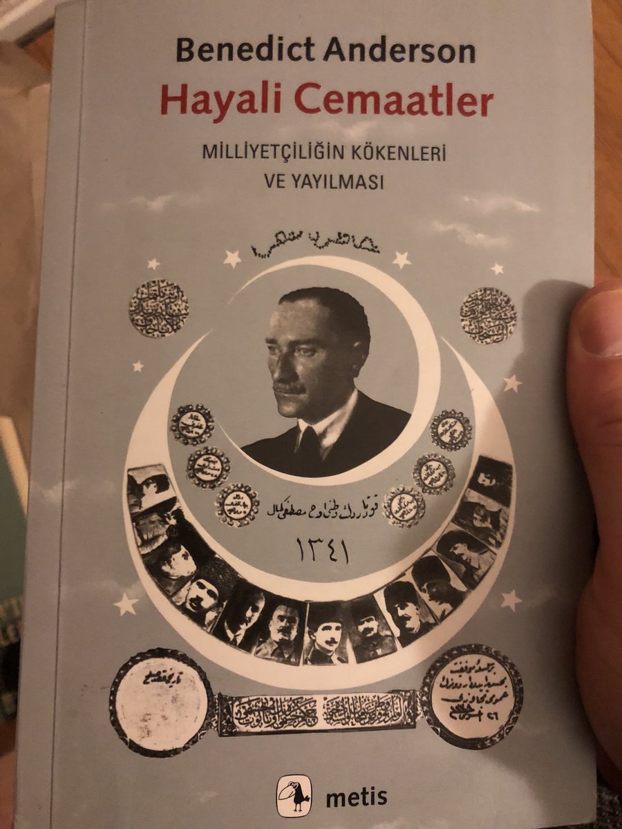 Kütle Üretim Araçları: Matbaa’dan Sosyal Medya’ya konulu dersimizi yaptık.

Matbaanın kütle üretim metaı olarak kapitalist Avrupa’da nasıl kabul gördüğünü açıkladık.

Osmanlı’nın matbaayı geç kabul etmesindeki sebepler üzerinde durduk.

@yenisafakyazari 
#MTOAnkara