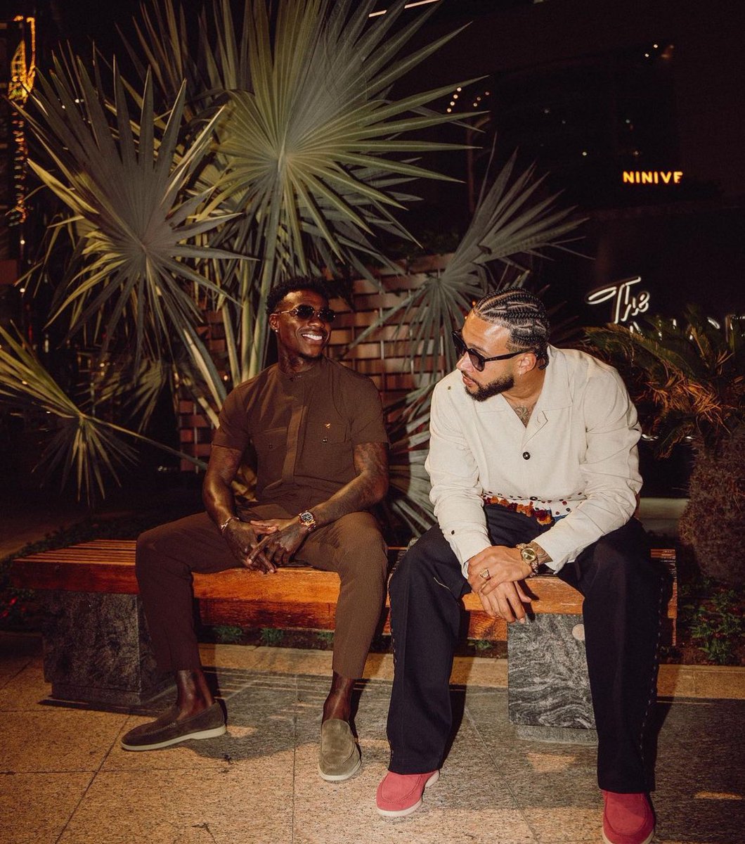 TheMemphisEra's tweet photo. EVEN MORE MEMPHIS MEDIAAAAA!
“In Highs And Lows. Ima Real life Brother, F*ck a fake friend 😘”
#2023throwbacks https://t.co/FHCqn0Dm2w