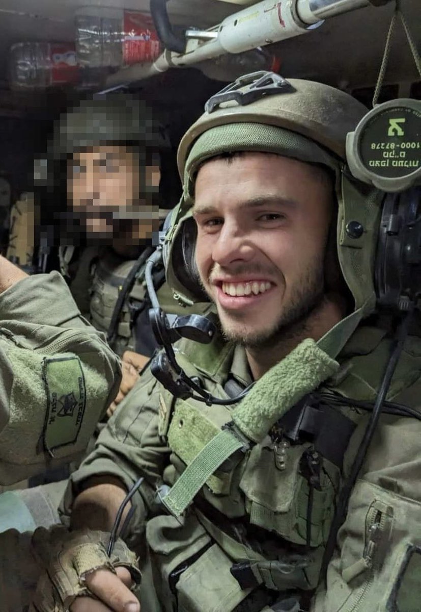 muhammadshehad2's tweet photo. 🚨An Israeli officer kidnapped a BABY girl from Gaza &amp; brought her to Israel (parents likely killed) per a friend of his

Capt. Harel Itach was killed &amp; the identity &amp; whereabouts of the kidnapped baby are unknown

Israel’s Army Radio deleted the tweet that mentioned the incident https://t.co/m5FKcL84ZJ