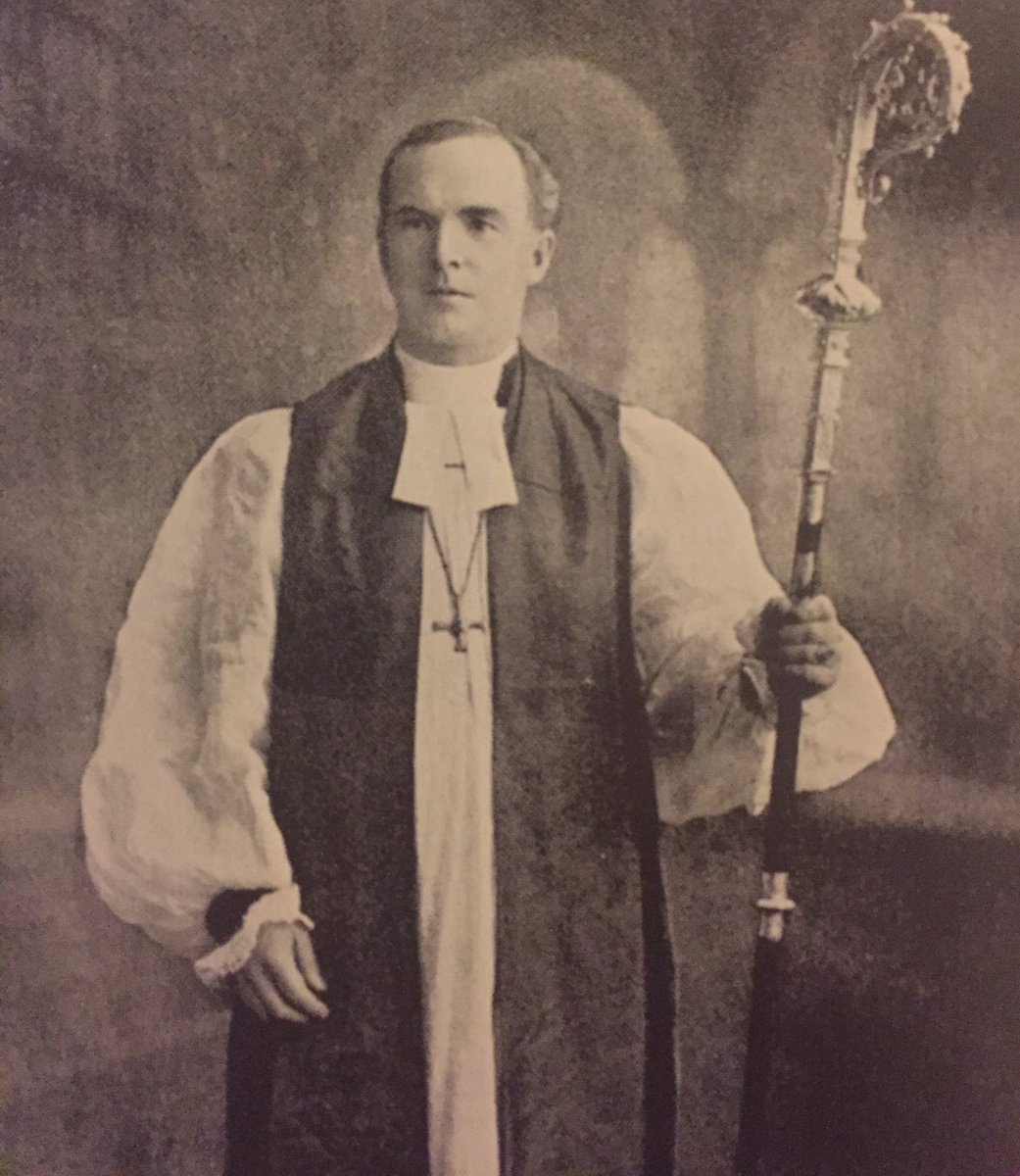 AustAnglican's tweet image. 1 January 1917 (The Circumcision of Christ): consecration of the Rev. Maxwell Homfray Maxwell-Gumbleton (1872-1952), incumbent of Chippenham (Wiltshire), @StPaulsCathMelb, to succeed A V Green as third Bishop of Ballarat. #anglican @ballaratang #107years