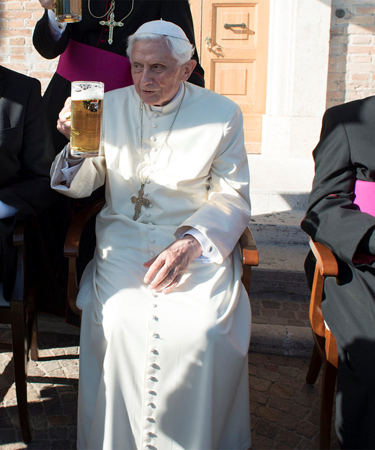 CatholicArena's tweet photo. Happy New Year https://t.co/rHxUgmhuzX