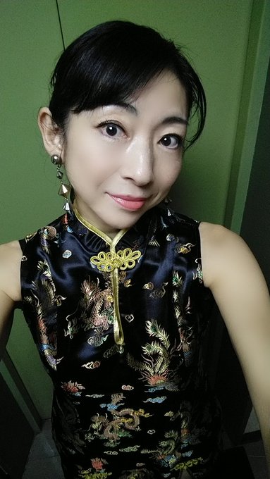 明けましておめでとうございます🌅🎍 今年もよろしくお願い致します💖🙇&zwj;♀️ https://t.co/wlt3VhKegq