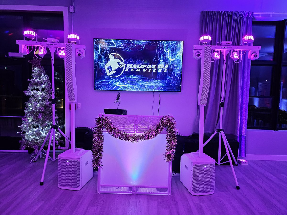 📷 Happy New Year from Halifax DJ Services! 📷
As the clock strikes midnight and we bid farewell to another year, we want to extend our warmest wishes to you and your loved ones for a fantastic 2024! #halifaxdjservices #halifaxdj #HappyNewYear2024