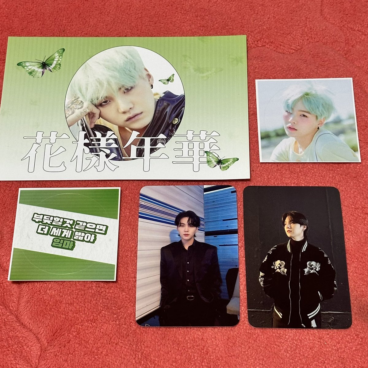 thv__skqlckdn's tweet photo. 🐉. 명월화 @tae_lol7 님의 #Allinat_virthday 
#life_is_dice 

밥 먹으러 가기전 거의 찐막으로 들린곳이라 내부 사진을 못 찍었지만 그동안 다녀본 카페중에 제일 독특하고 새로웠던 타로컨셉! 라이터특전 선택했는데 신분증 검사에 마카롱인데 .. 어떻게먹죠?😶 https://t.co/BIvDUS1O65
