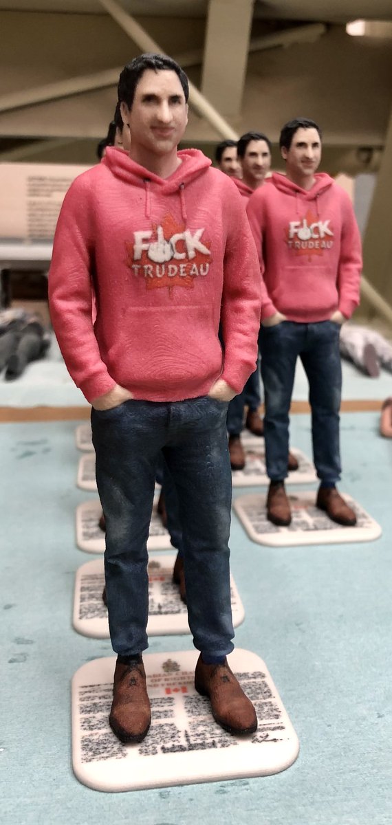 Lil3DPrinting's tweet photo. @JustinTrudeau Honk honk https://t.co/VmHrUVIse6