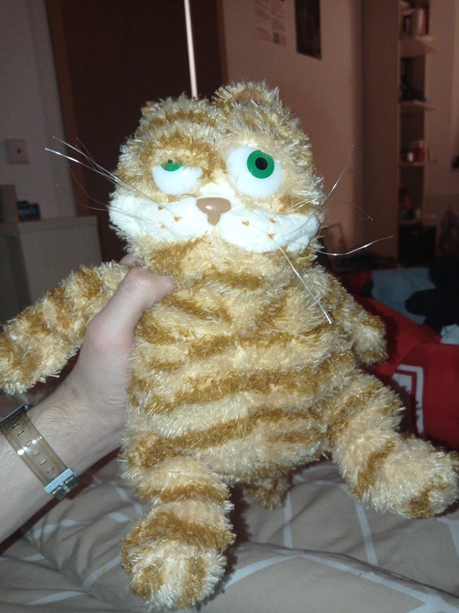 Вы не поверите, КОГО мне подарили на Новый год...

Мои друзья слишком хороши 😭😭😭