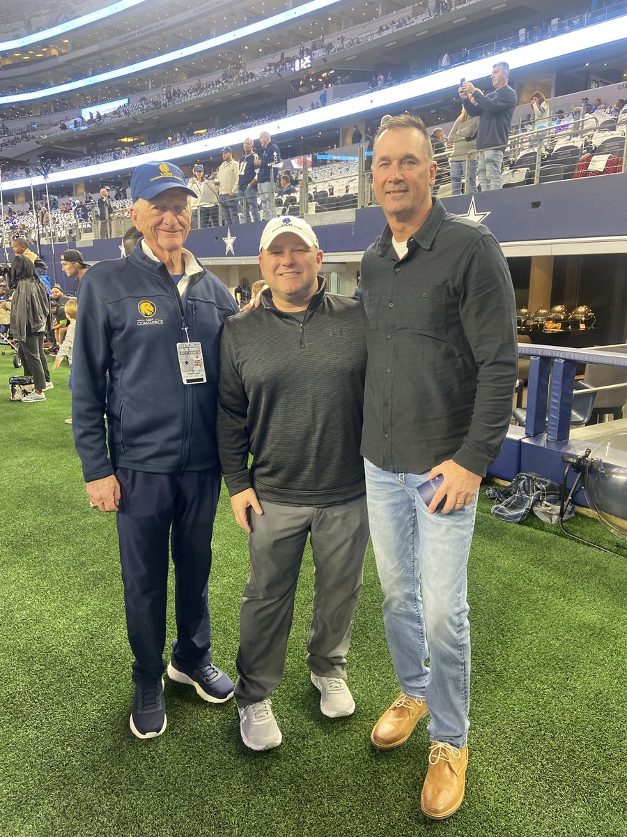 Clint Dolezel tweet media