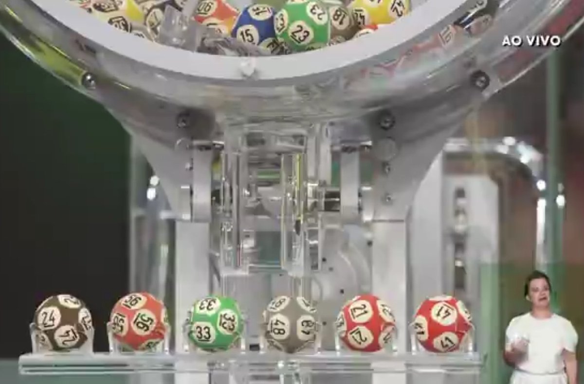 _paulomn's tweet image. Duílio ferrou tanto o meu Corinthians q até na mega da virada q eu estava predestinado a ganhar este ano não veio. 
Pra vcs verem como esse estrupício afetou a vida de nós corinthianos 😠
#ForaDuilio