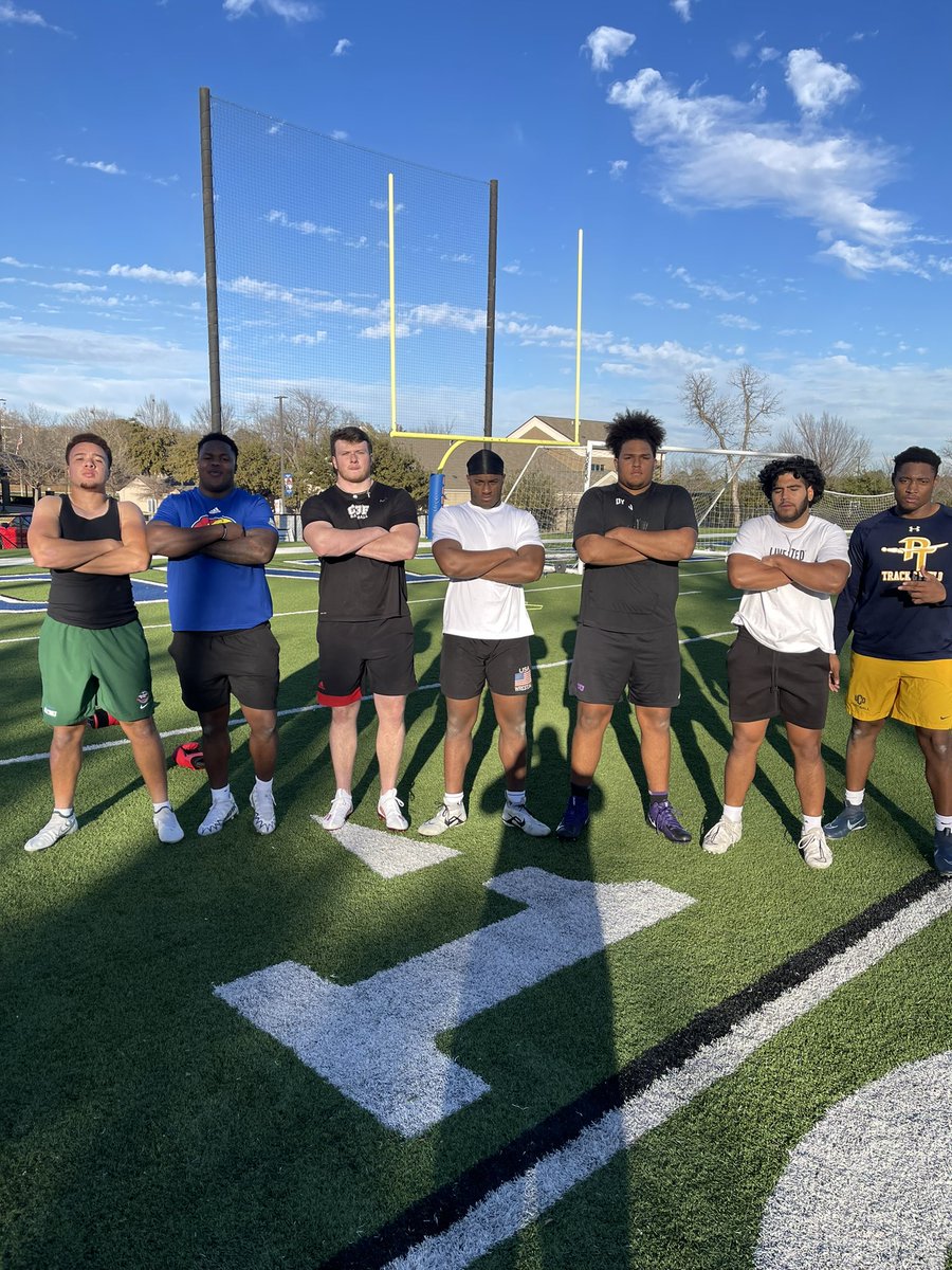 TEP’S QB HUNTING CLUB EST. 2012 (@tep5252) on Twitter photo Heck of a 2hr college session today!
Get Offs, Block destruction, power rush/exiting, and torso work in the books.
<a href="/DealDevean/">Devean Deal</a> <a href="/TDunnJ85/">Tommy Dunn Jr.</a> <a href="/Riley_VanPoppel/">Riley Van Poppel</a> <a href="/JasonLDouglasJ1/">Jason L Douglas Jr</a> <a href="/MarkisDeal11/">Markis deal</a> <a href="/SAumoeualogo/">Salofi aumoeualogo</a> <a href="/KalvinHutchings/">Big Kal🦍</a> Heck of a 2hr college session today!
Get Offs, Block destruction, power rush/exiting, and torso work in the books.
<a href="/DealDevean/">Devean Deal</a> <a href="/TDunnJ85/">Tommy Dunn Jr.</a> <a href="/Riley_VanPoppel/">Riley Van Poppel</a> <a href="/JasonLDouglasJ1/">Jason L Douglas Jr</a> <a href="/MarkisDeal11/">Markis deal</a> <a href="/SAumoeualogo/">Salofi aumoeualogo</a> <a href="/KalvinHutchings/">Big Kal🦍</a>